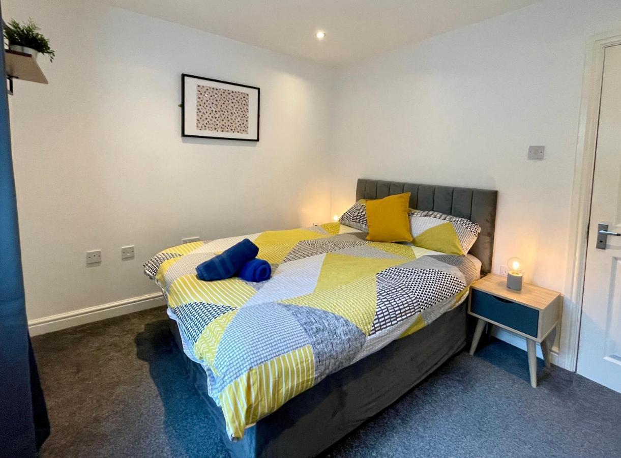 6 Person Apartment In City Centre 卡迪夫 外观 照片