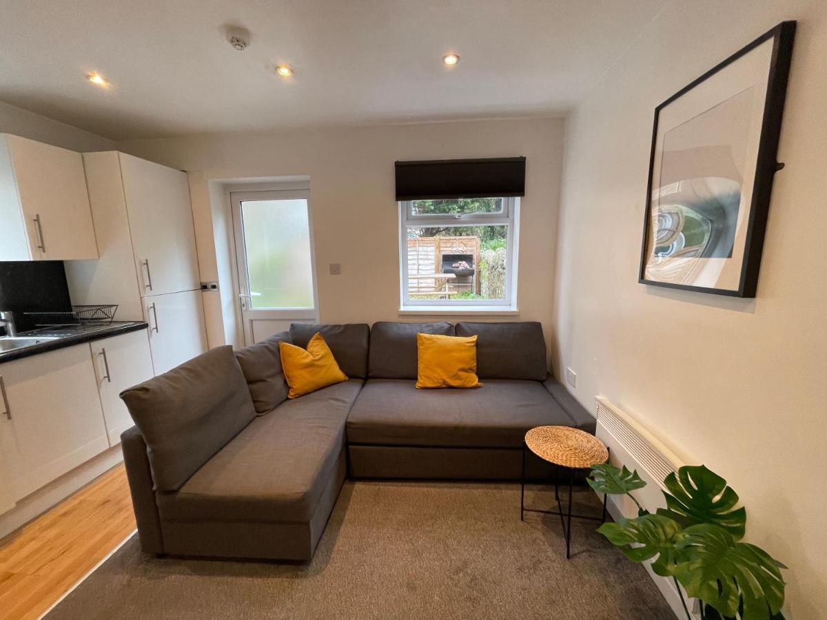 6 Person Apartment In City Centre 卡迪夫 外观 照片