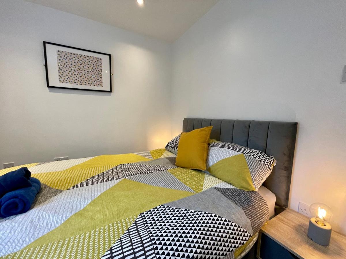 6 Person Apartment In City Centre 卡迪夫 外观 照片