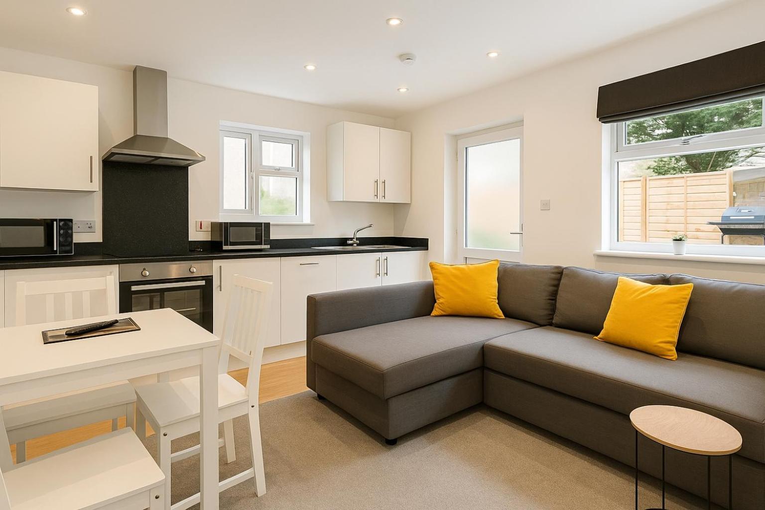 6 Person Apartment In City Centre 卡迪夫 外观 照片